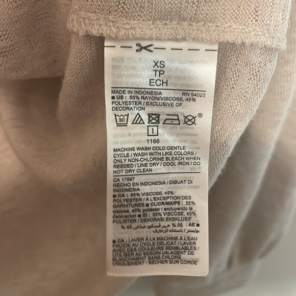 Old Navy Long Sleeve Trim Cuff Neutral Sweater XS - Picture 5 of 8